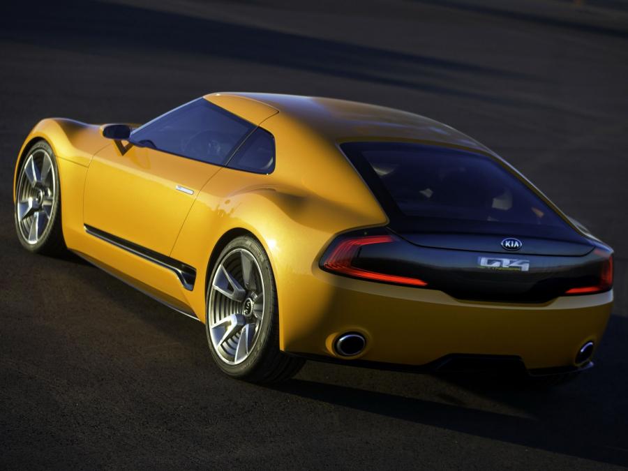  Kia GT4 Stinger Concept 2014 года  (фото 26 из 30)